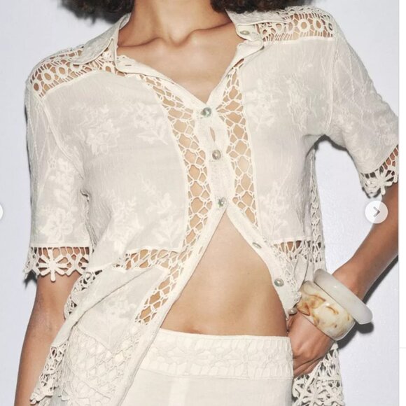 NWT Zara Lace Short Sleeve Bottom Down Shirt Cream S - Picture 1 of 10